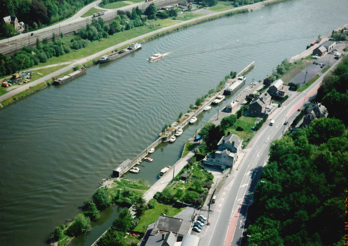 Andenne. Maizeret. Vues aériennes de la Meuse (rive droite).