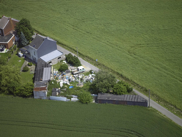 Fontaine-l'Évêque. Sonomètre F115. Rue Herman Adelin.