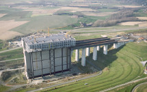 Strépy-Bracquegnies et Thieu. Nouvel ascenseur funiculaire.