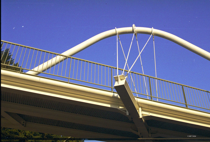 Gembloux. RAVeL. RN 4. Passerelle.