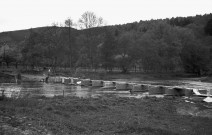 Stoumont (Targnon). Pont détruit sur la Lienne.