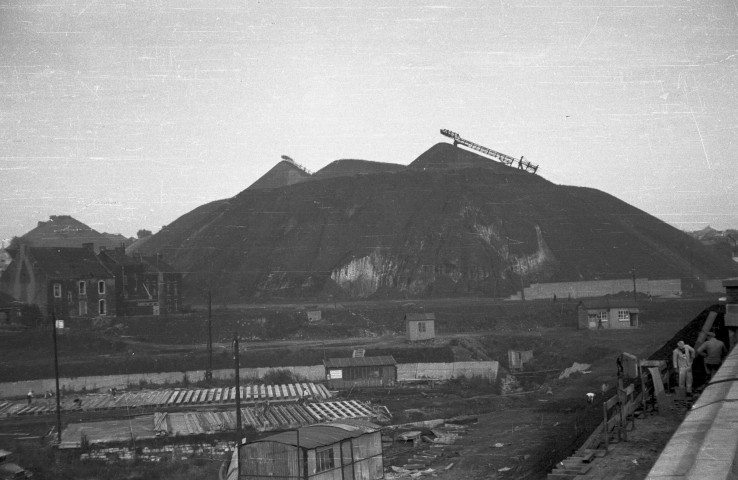 Dampremy. Chantier sur le Canal de Charleroi.