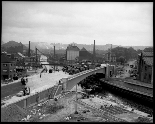 Charleroi. Essais de résistance du pont de Philippeville.