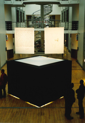 Namur. CAMET. Bibliothèque. Œuvres artistiques.