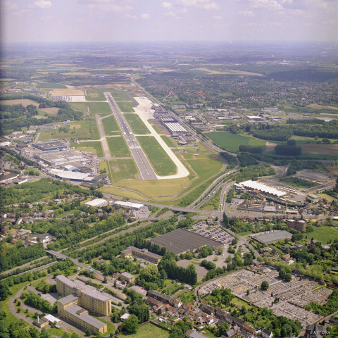 Charleroi. Aéroport de Gosselies. Vues aériennes.
