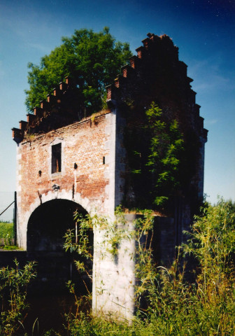 Hensies. Thulin. Ancien barrage-écluse de Débihan sur l'ancienne Haine.