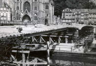 Vues de la construction du pont Charles de Gaulle