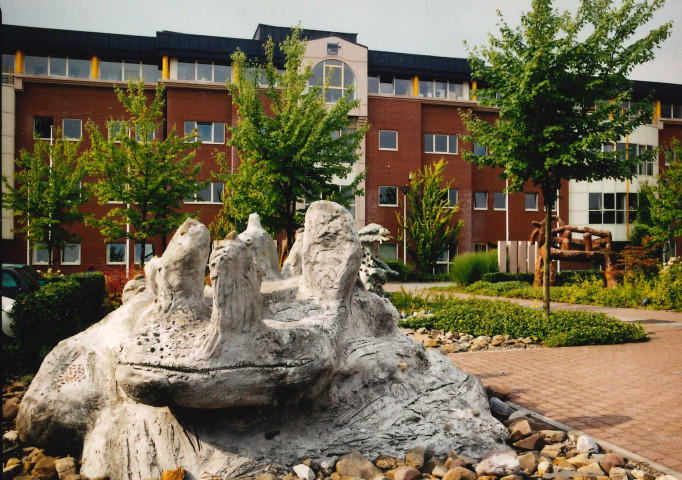 Charleroi. Montignies-sur-Sambre. Agence wallonne de l'intégration des personnes handicapées (AWIPH, devenue AVIQ).