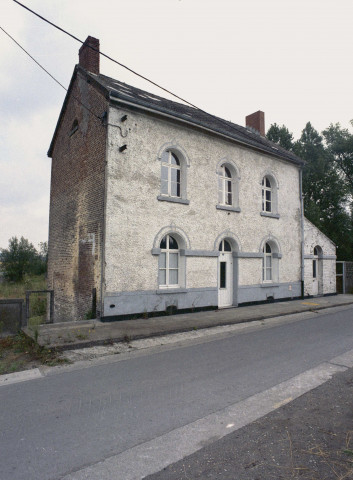 Péronnes-lez-Antoing. Maison éclusière n° 12, rue du Canal.