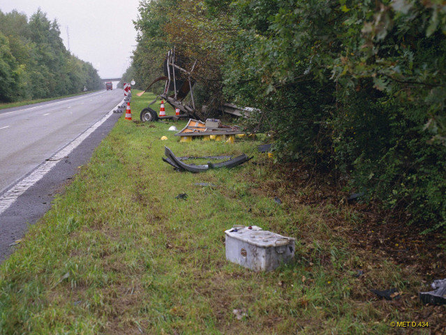 Wanze. Huccorgne. E42. Destruction de matériel de sécurité de chantier. Accident (BK 26.7).