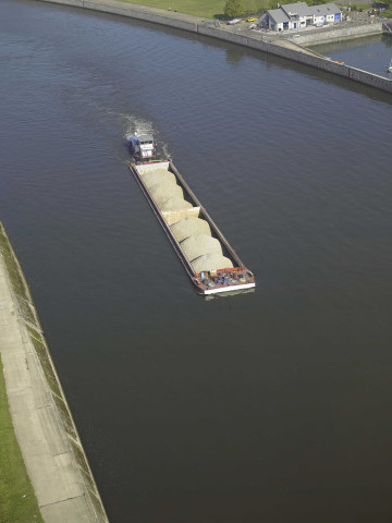 Huy. Statte. Corphalie. Port de plaisance.