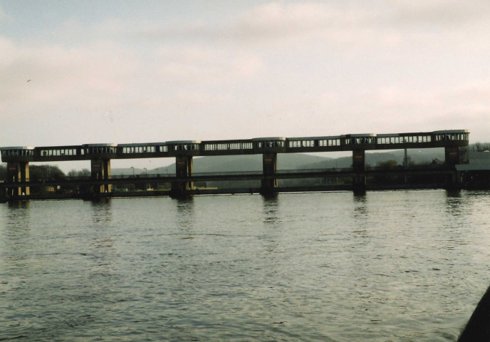 Andenne. Seilles. Barrage-écluse. Systèmes électromécaniques.