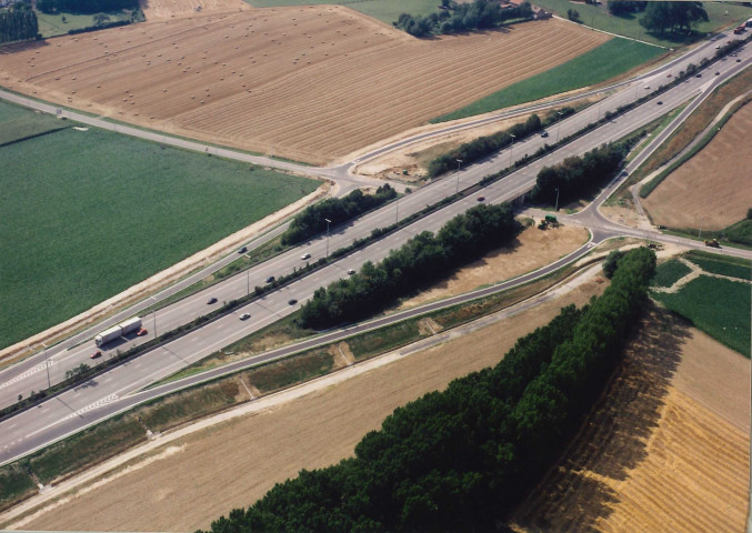 Walhain. Tourinnes-St-Lambert. Nouvel échangeur (sortie n°10) sur l'autoroute E411.