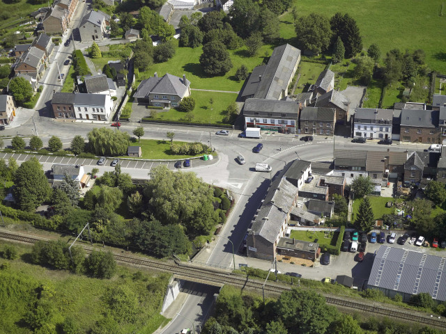 Hotton. Melreux. RN883. Giratoire futur d'accès vers la station SNCB.