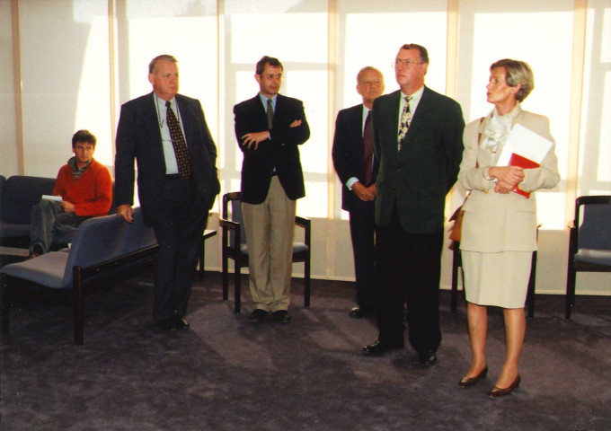 Ottignies - Louvain-la-Neuve. Pose de la première première pierre de la jonction E 411 - RN 4. Journée des services publics.