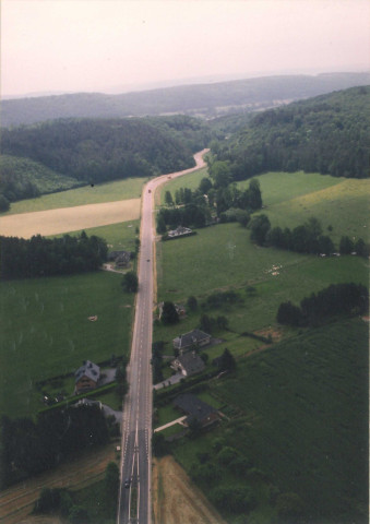 Rochefort. Han-sur-Lesse, RN86